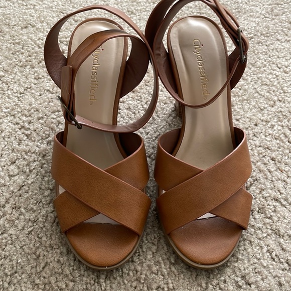 Cross ankle open toe heels - Picture 2 of 4